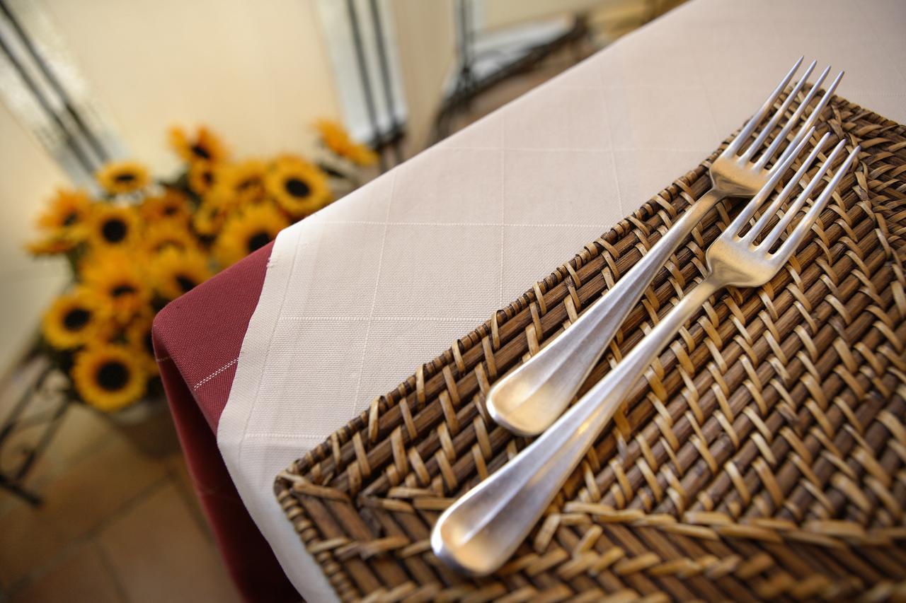 Отель Osteria I'Casolare Сан-Джованни-Вальдарно Экстерьер фото