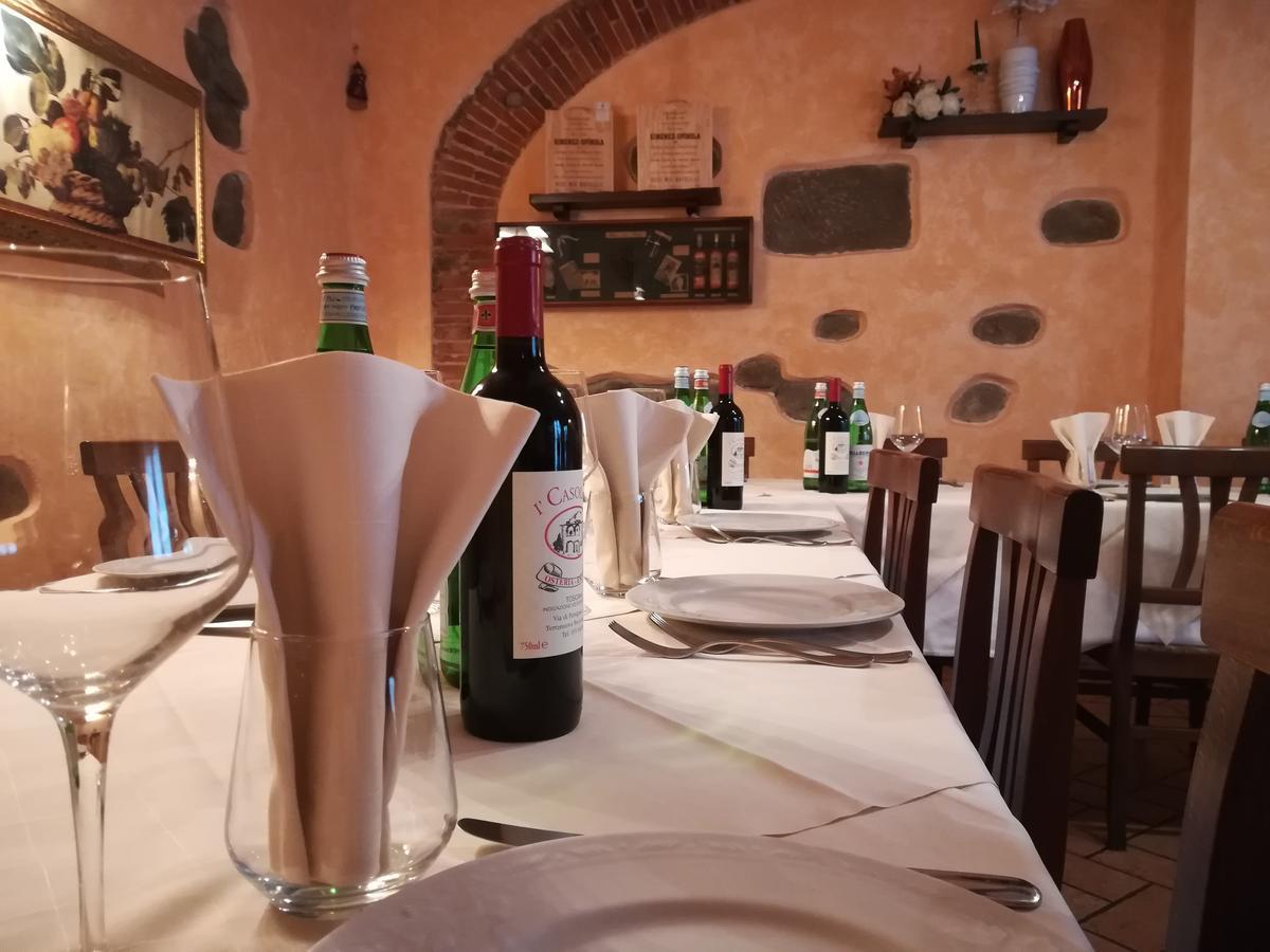Отель Osteria I'Casolare Сан-Джованни-Вальдарно Экстерьер фото